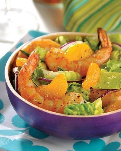 Ensalada de camarones con mandarinas