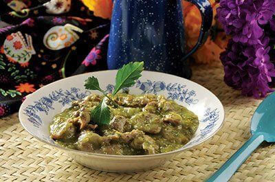 Mollejitas de pollo en salsa de crema verde