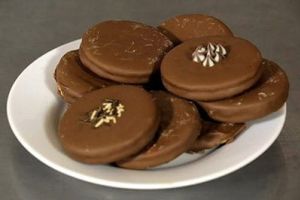 Galletas de chocolate con crema de maní