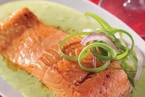 Salmón con curry de hierbas